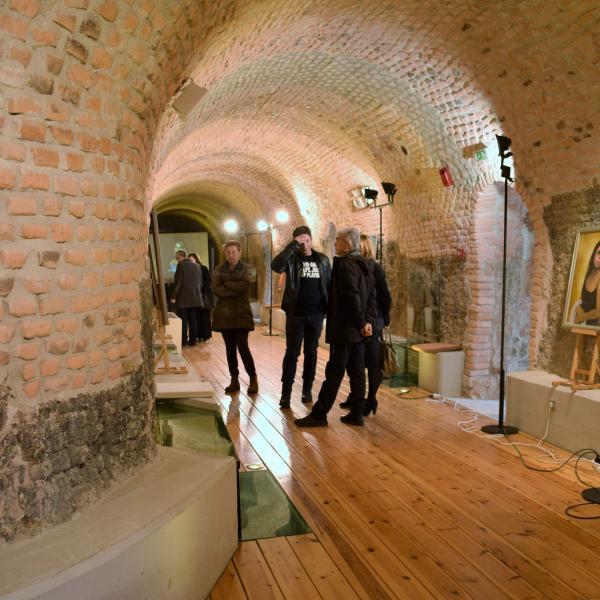 Καγκαράς Βασίλειος 2019 Βλέμματα Κόσμοι Γαλάτσι Καμίνι